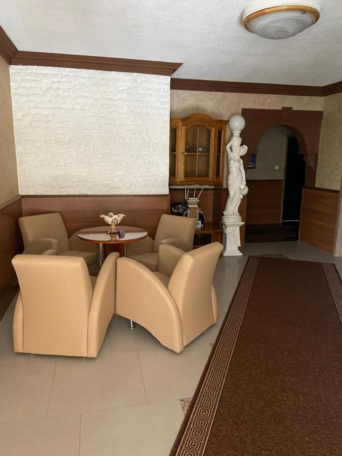 Hotel New Milenium Lukavac 外观 照片