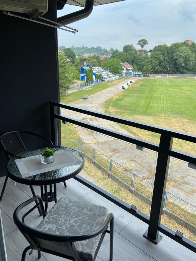Hotel New Milenium Lukavac 外观 照片